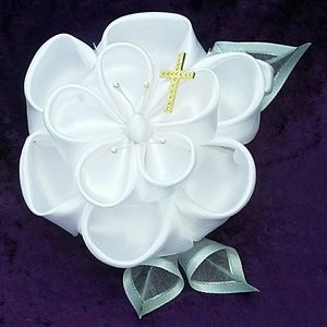 Kanzashi Hair Comb NWOT White Prom Event Gift Woman's Hand Crafted